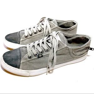 Blink Dark Gray Canvas Sneakers: EU Size: 42